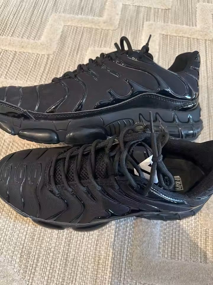 Customer photo review of Comfortable Safety Shoes with Steel Toe - Milo