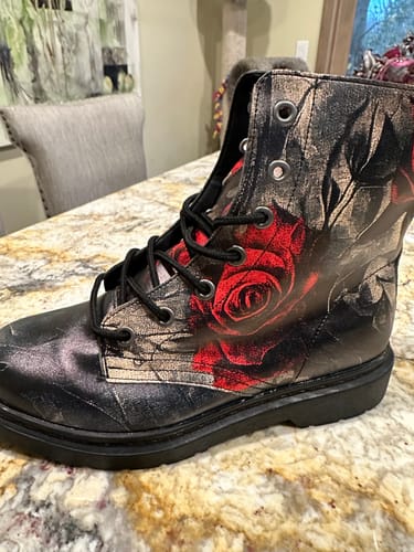 Customer photo review of Crimson Thorns Boots