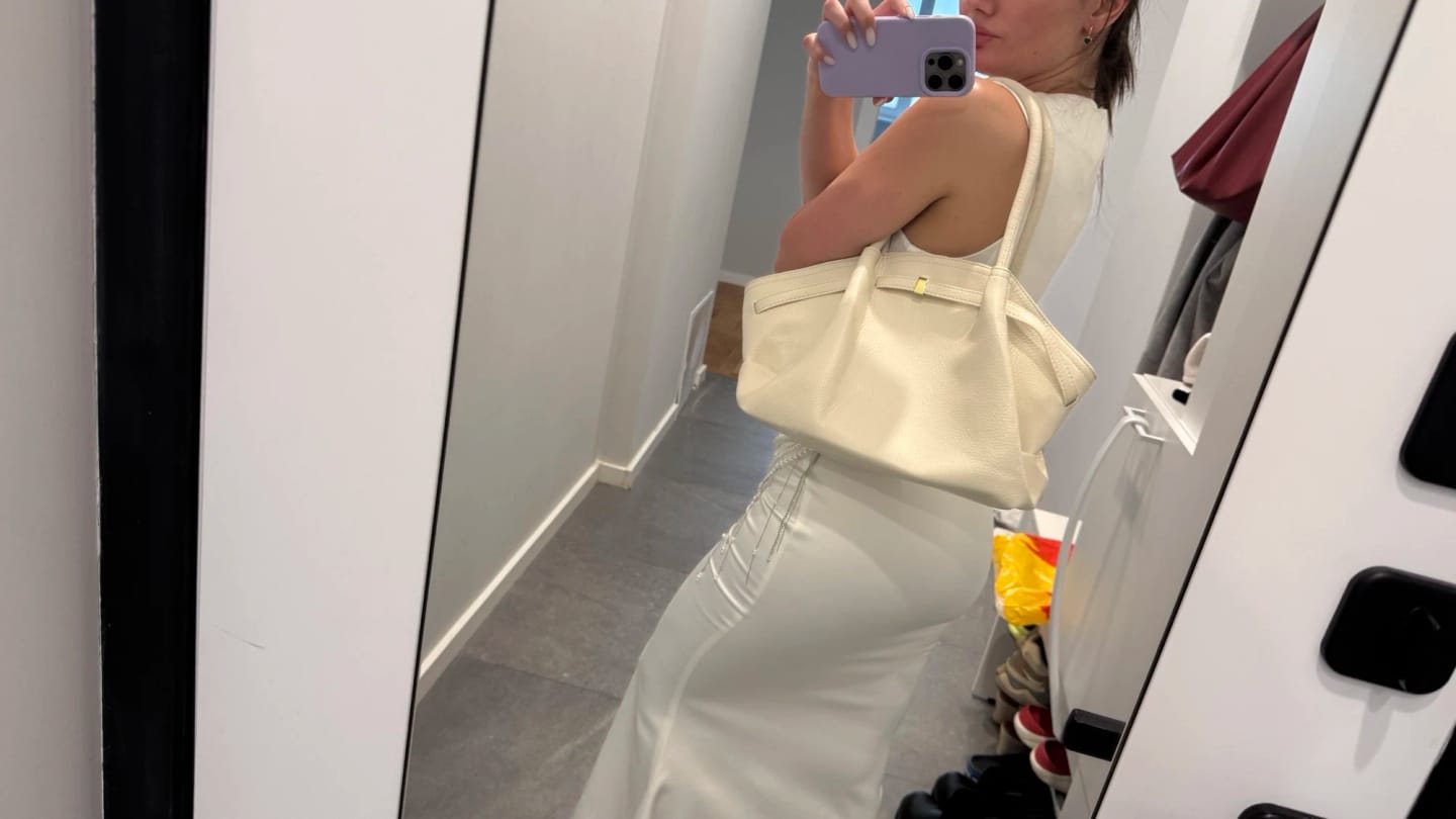 Customer photo review of Sandy Shoulder Tote Bag