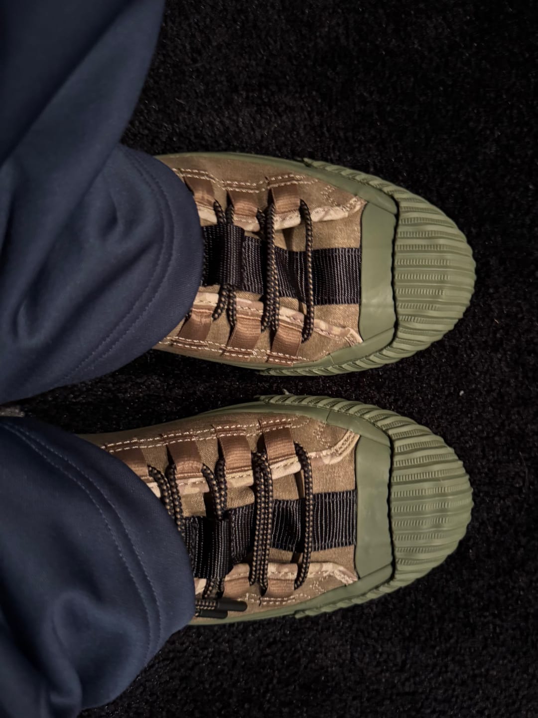 Customer photo review of Grounder Low-Top Sand/Green
