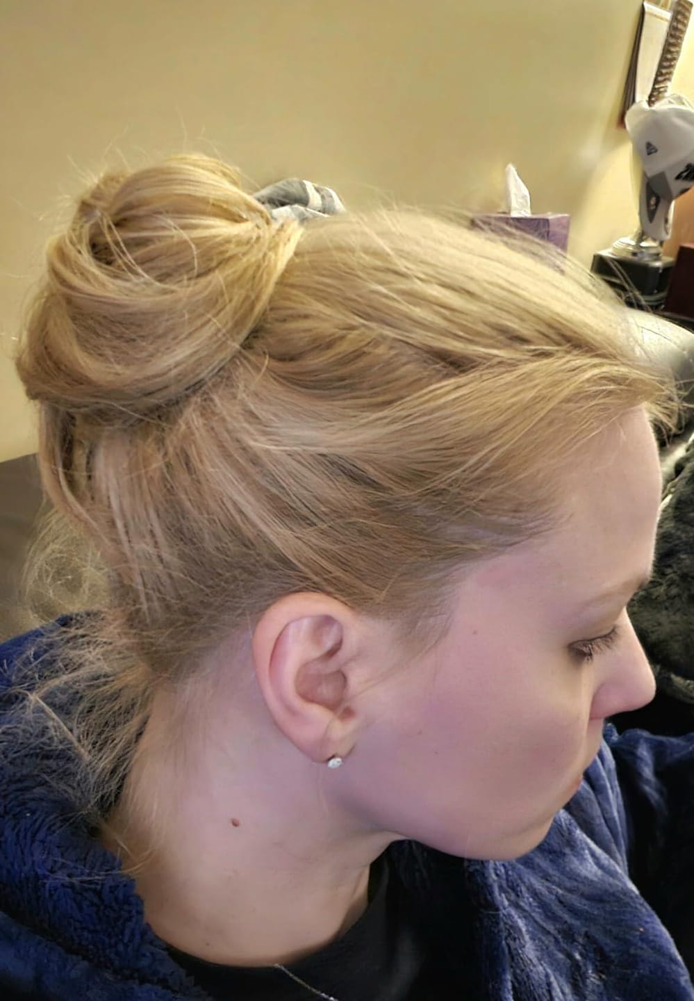 Customer photo review of Chignon Bun Human Hair Extension Natural Straight 7 Colors