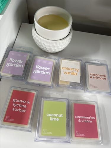 Customer photo review of Flower Garden Wax Melt