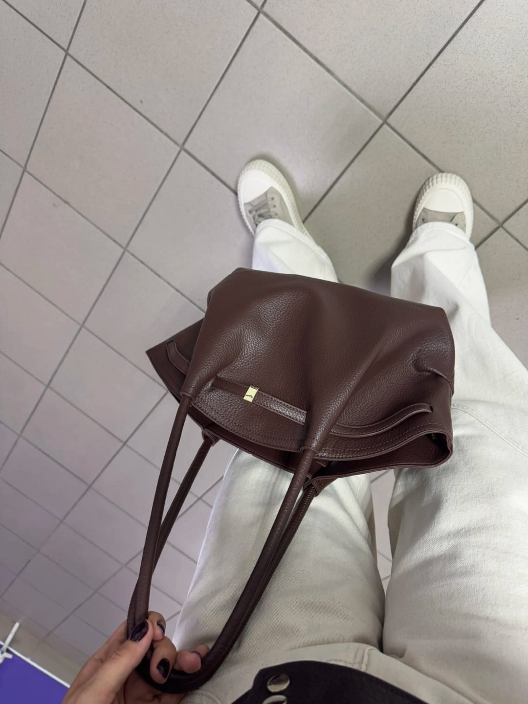 Customer photo review of Sandy Shoulder Tote Bag