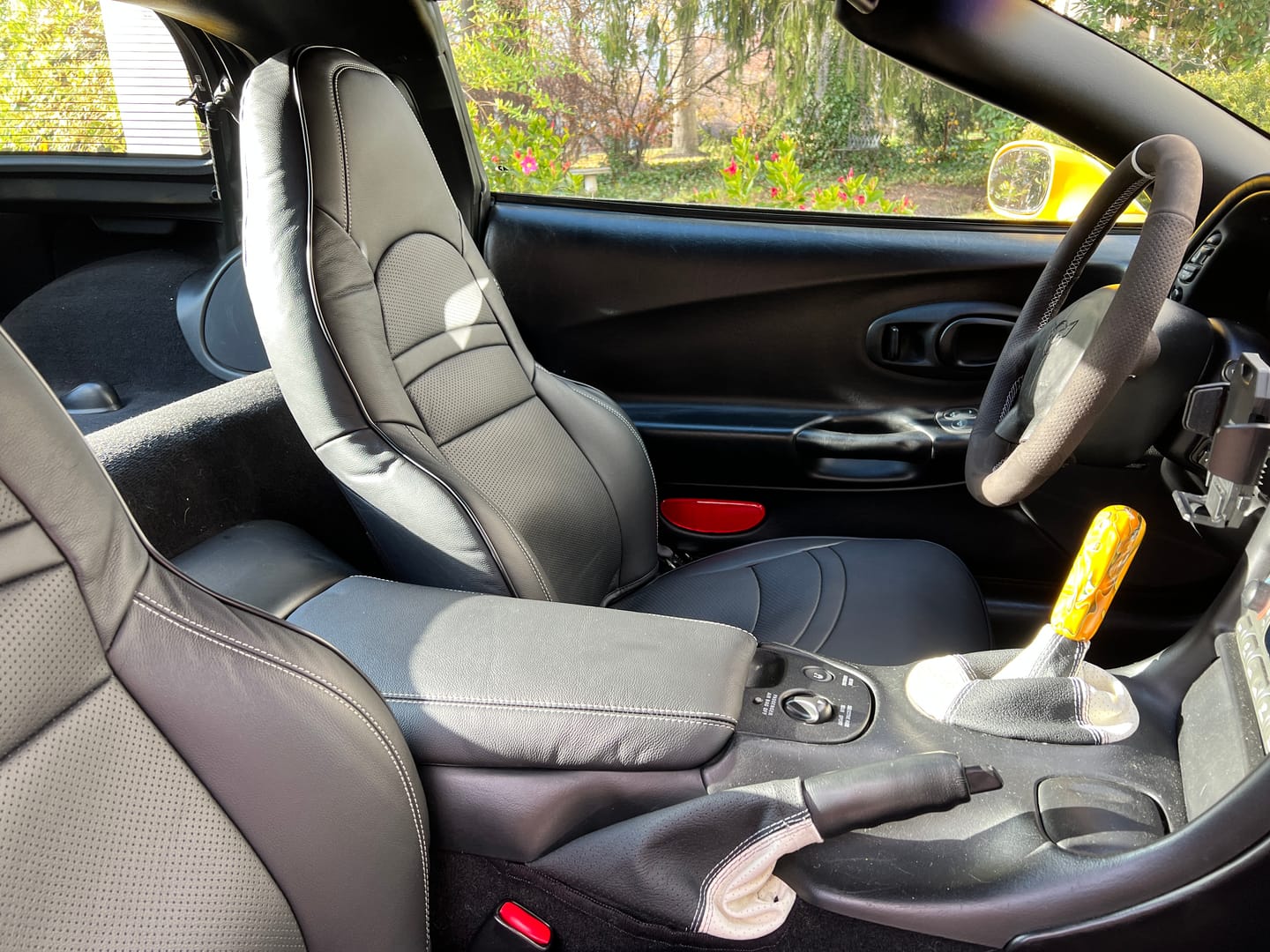 Customer photo review of Corvette C5 Custom Leather Seat Covers