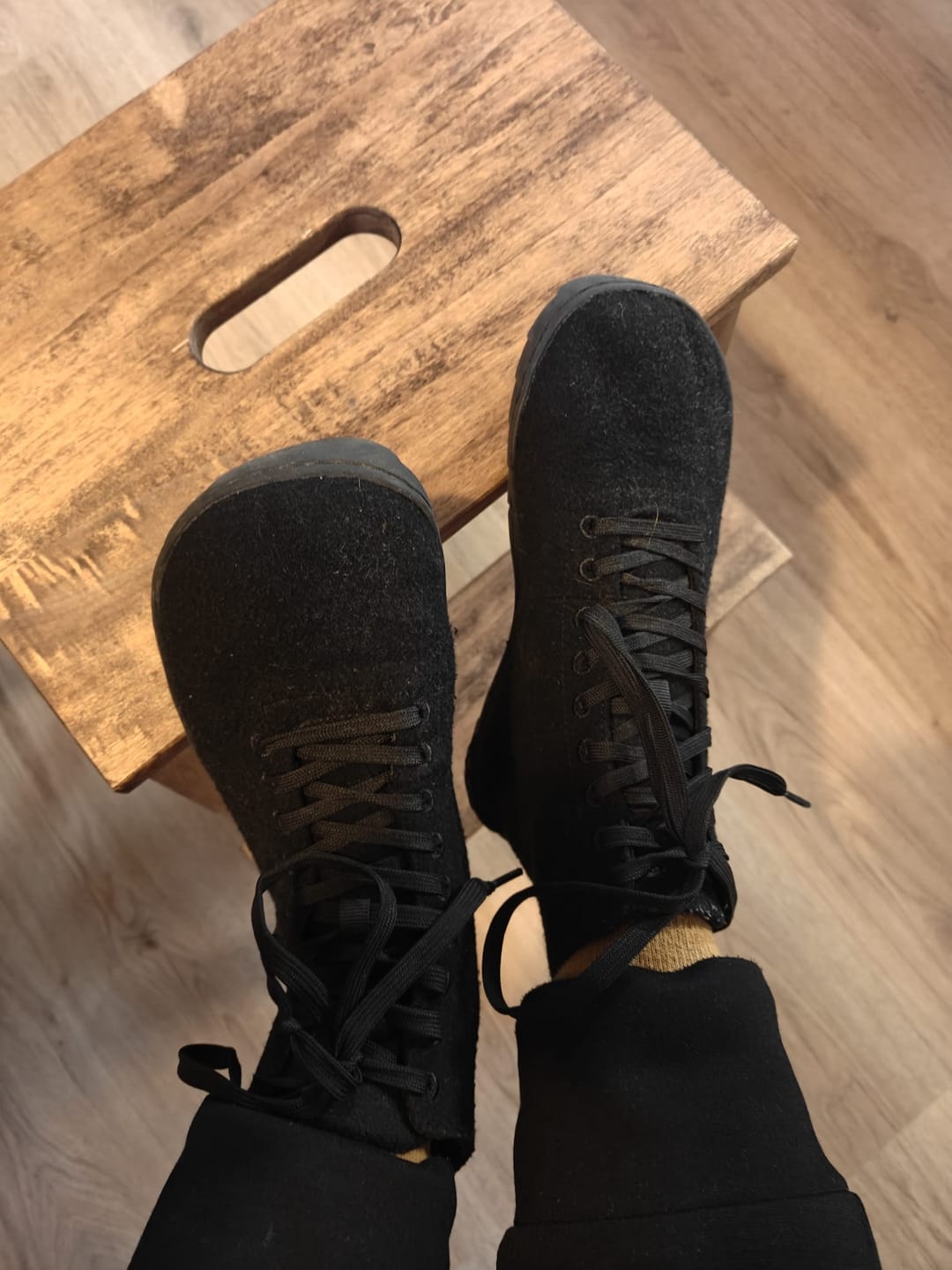 Customer photo review of Vaistoa Tunto 2 -paljasjalkatennarit