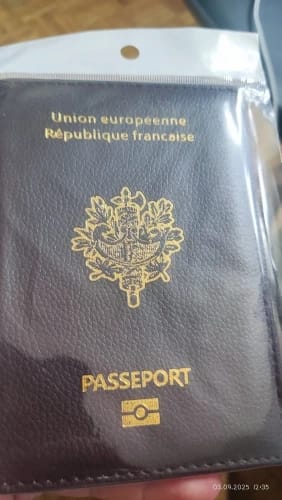 Customer photo review of Protège-Passeport République Française