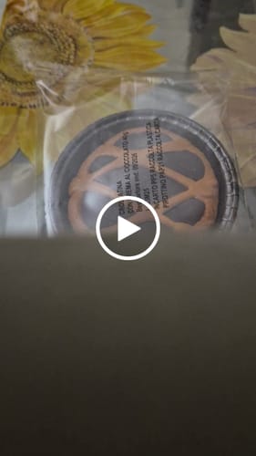 Customer video review of Crostatine con crema al cioccolato