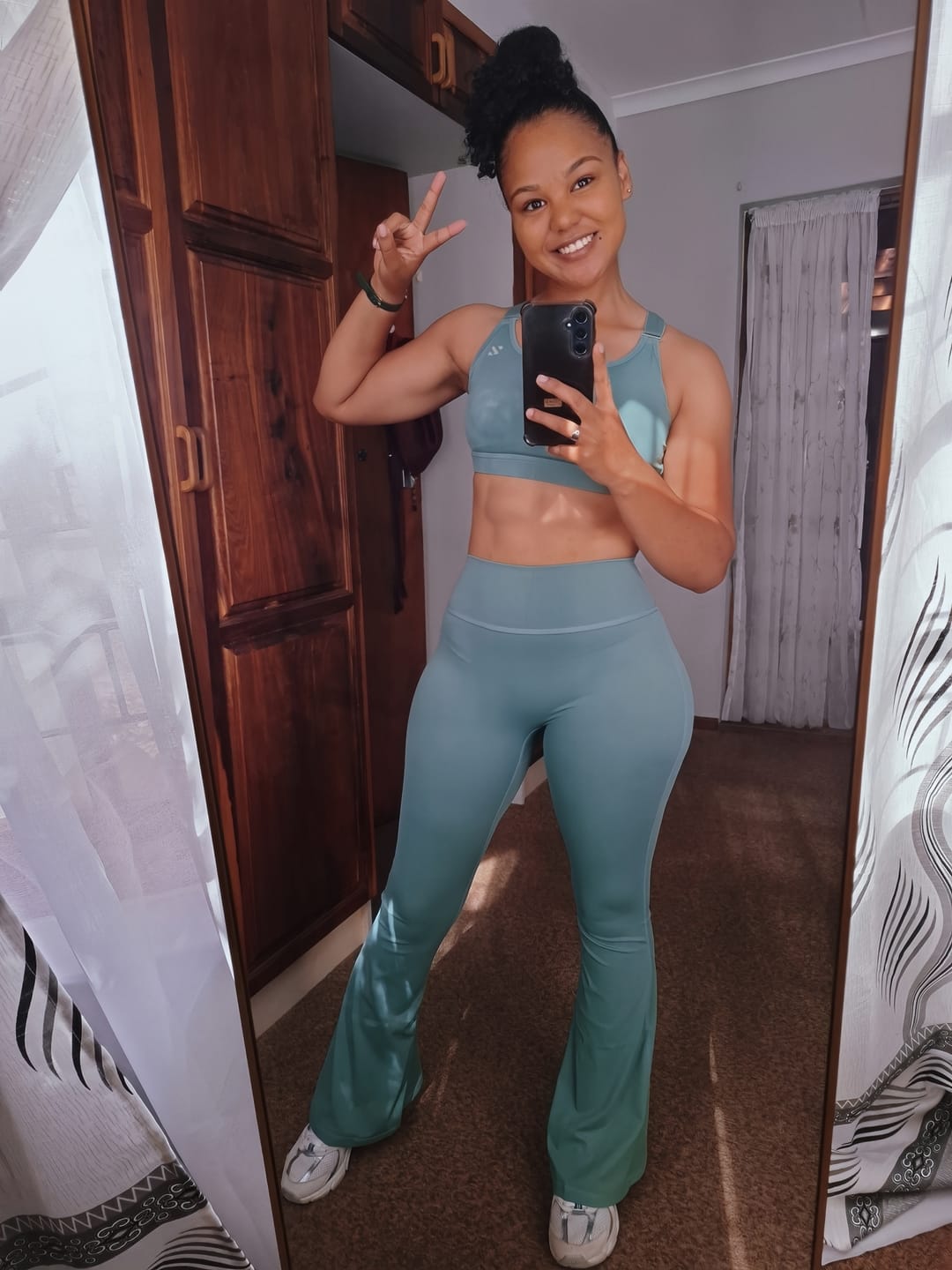 Customer photo review of 2 Piece High Waist Workout Activewear Gym Set