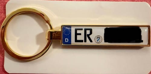 Customer photo review of Kennzeichen Schlüsselanhänger Mini Nummernschild Metall