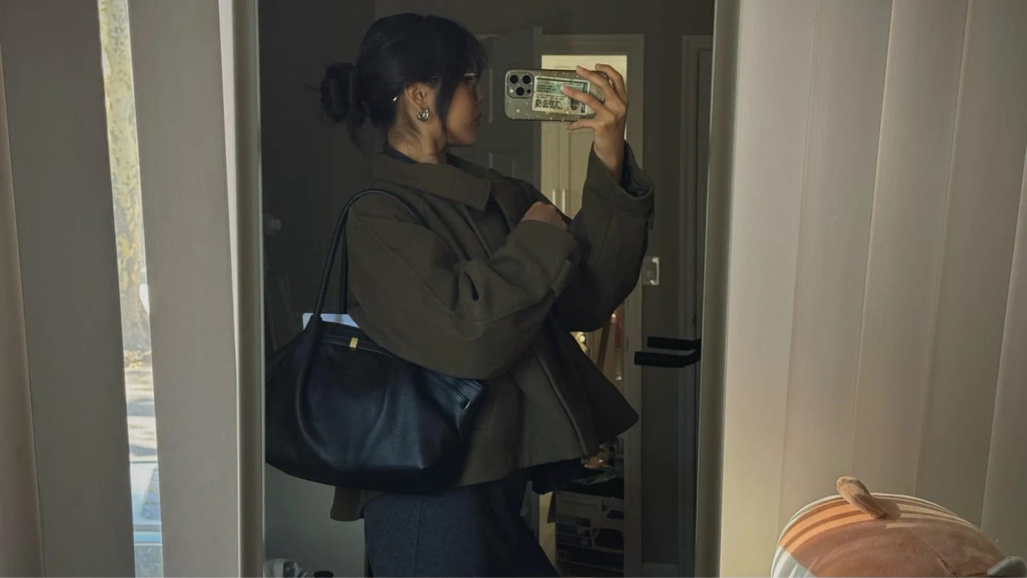 Customer photo review of Sandy Shoulder Tote Bag