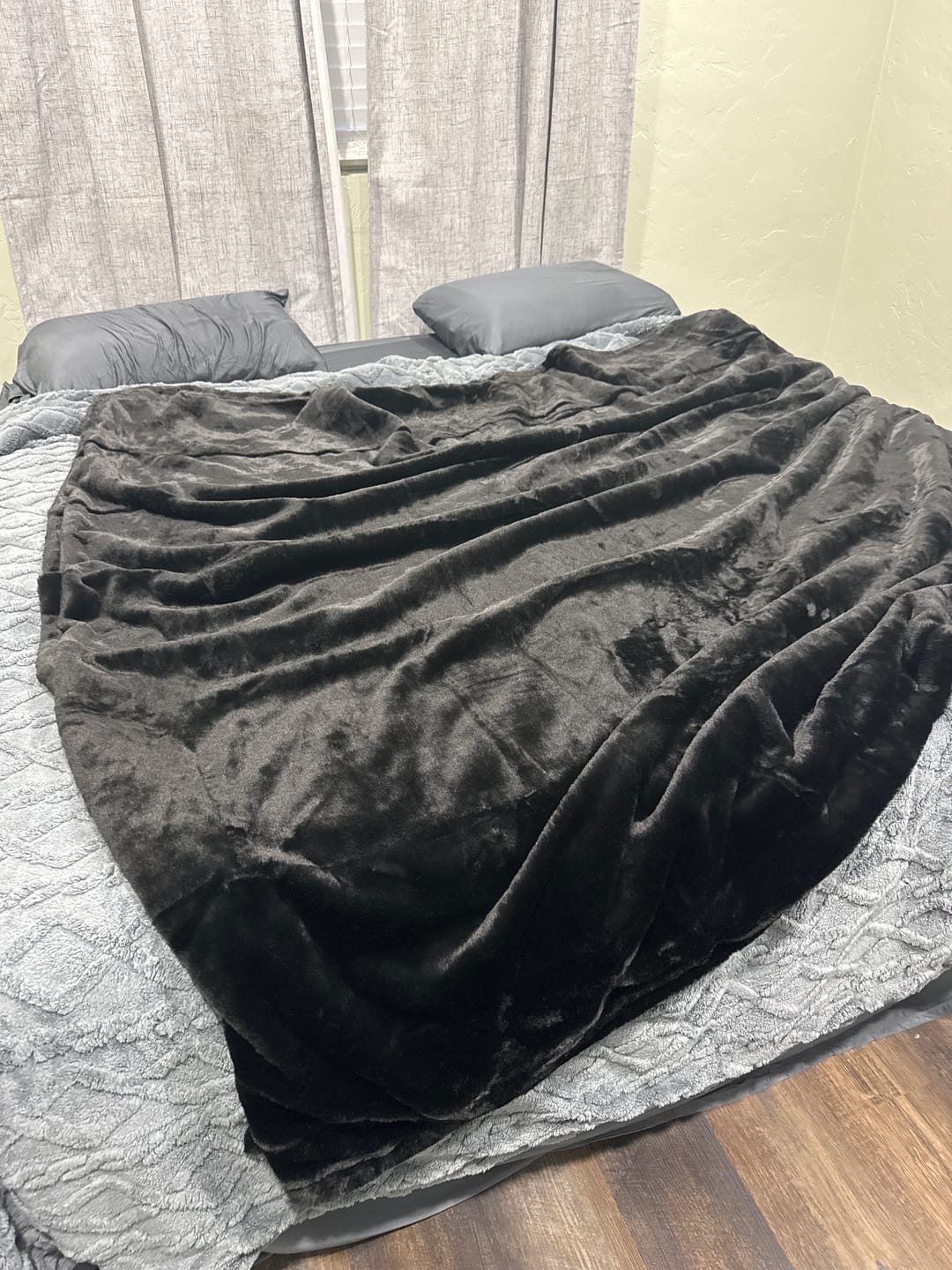 Customer photo review of Furlush Waterproof Splash Blanket™ - Black on Black