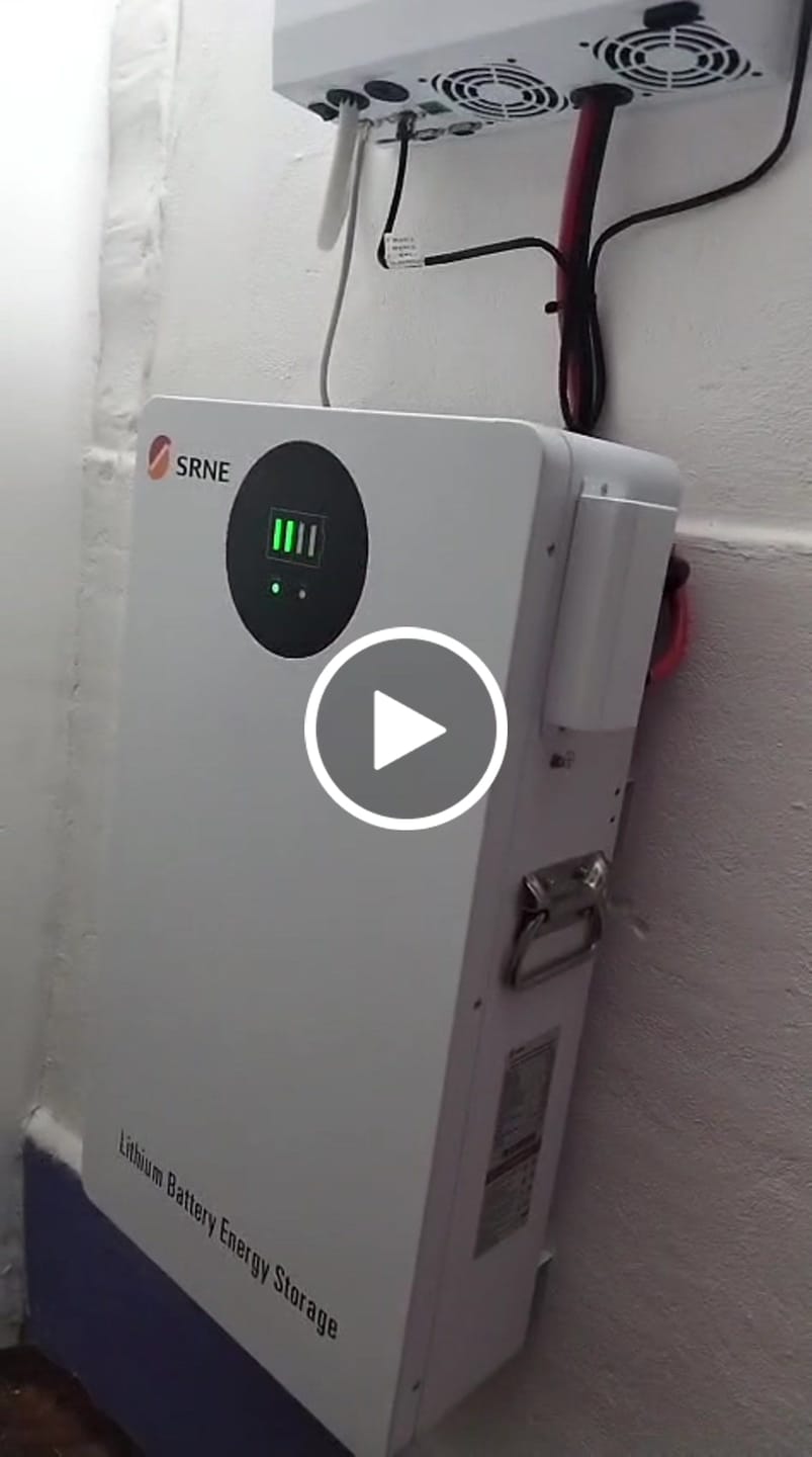 Customer video review of Sistem Fotovoltaic 5kW OffGrid Complet cu acumulator Lifepo4 5kWh 10Panouri 460W