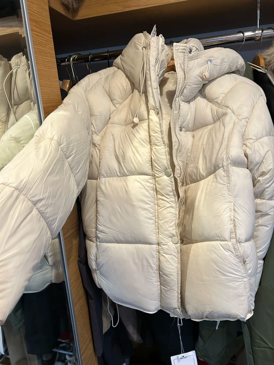 Customer photo review of Alina Hooded Puffer Jacket