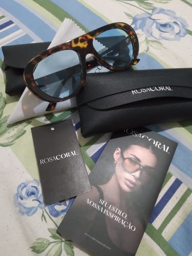 Customer photo review of Óculos Amalfi