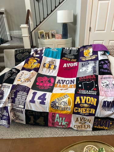 Customer photo review of Project Repat T-Shirt Quilt