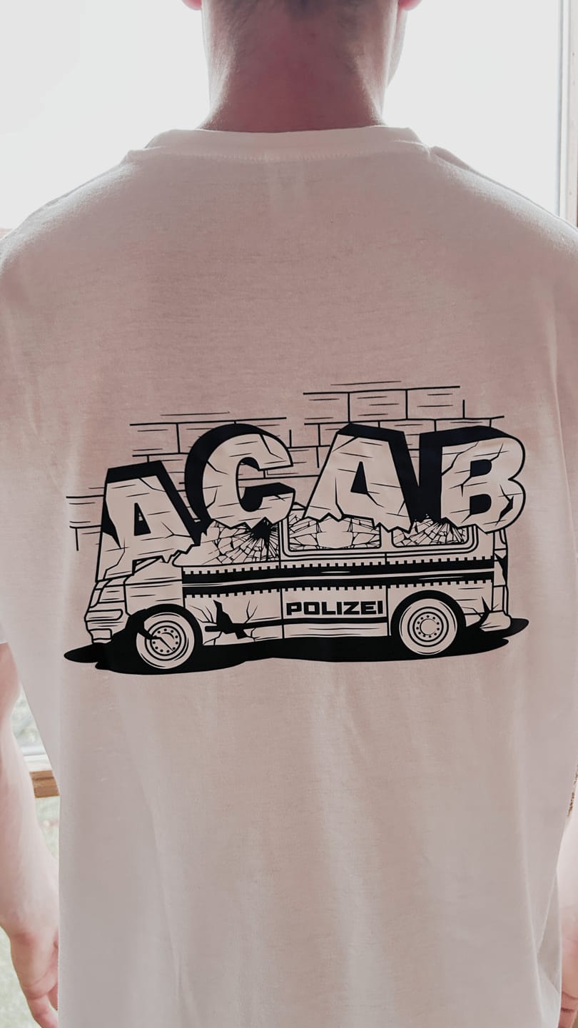 Customer photo review of Destroyed car Backprint | Shirt