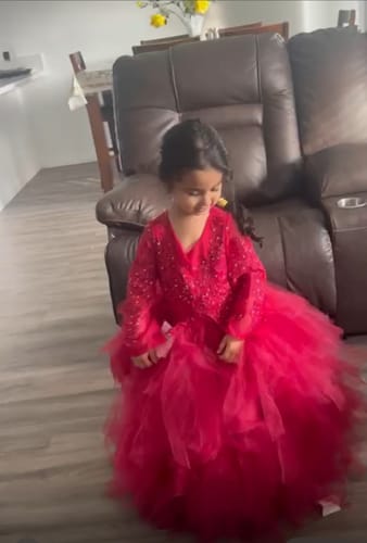 Customer photo review of Girl Pageant Princess Dress Baby Girl Bow Net Gauze Birthday Party Formal Dresses