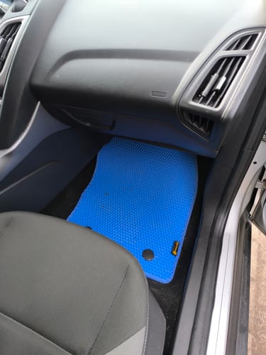 Customer photo review of Dywaniki samochodowe na zamówienie - Przód i tył