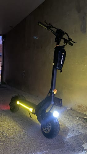 Customer photo review of Ausom L2 Dual Motor Electric Scooter