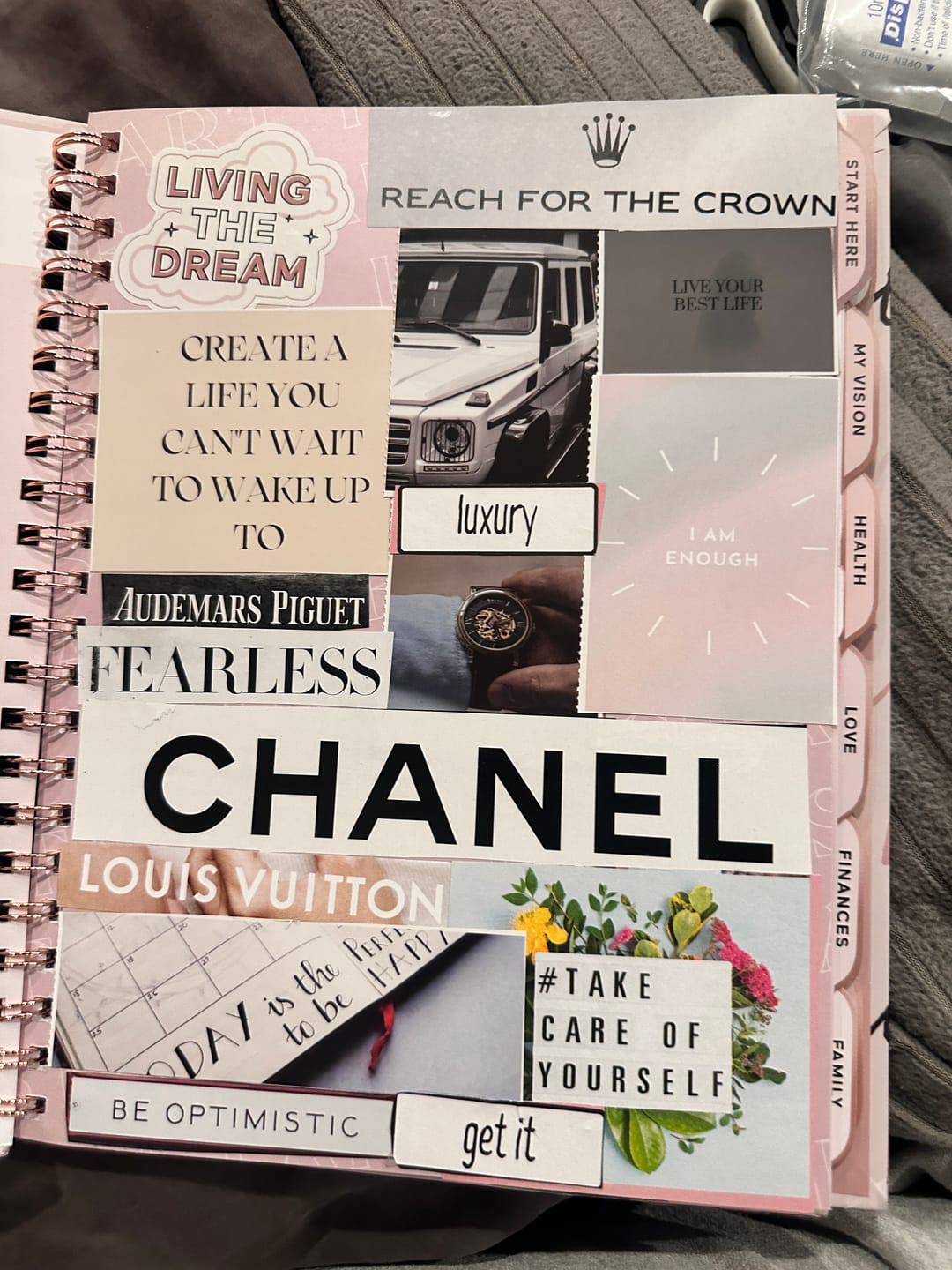 Customer photo review of Vision Power Book LUXE [MUSE]