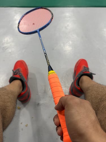 Customer photo review of Yonex Men's Hy Ultra Badminton Shoes
