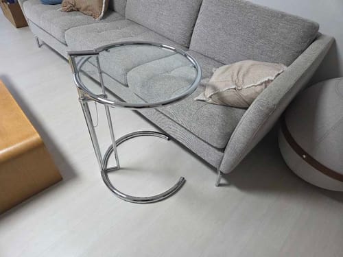 Customer photo of installed Adjustable Table E 1027