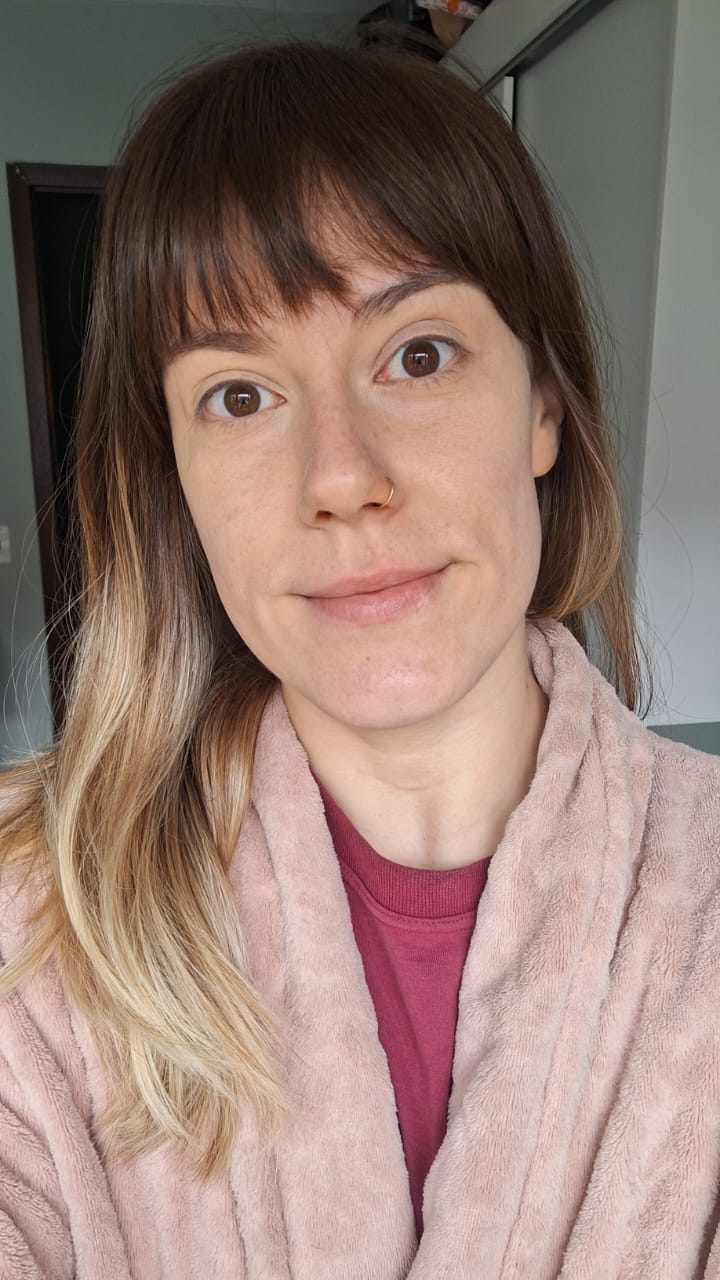 Customer photo review of Corretivo Camuflagem – Amarelo - Vizzela
