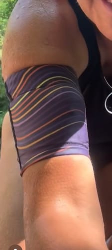 Customer photo review of Trendy Armbands for Glucose Sensor and Insulin Pump - Dia-Band RETRO & TRENDY