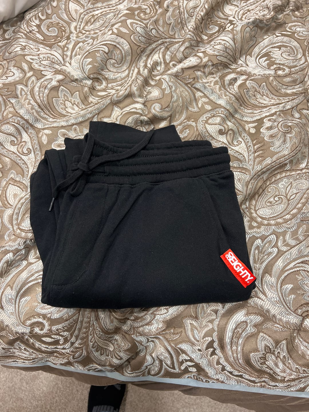 Customer photo review of 80Eighty® Black Fleece Pant