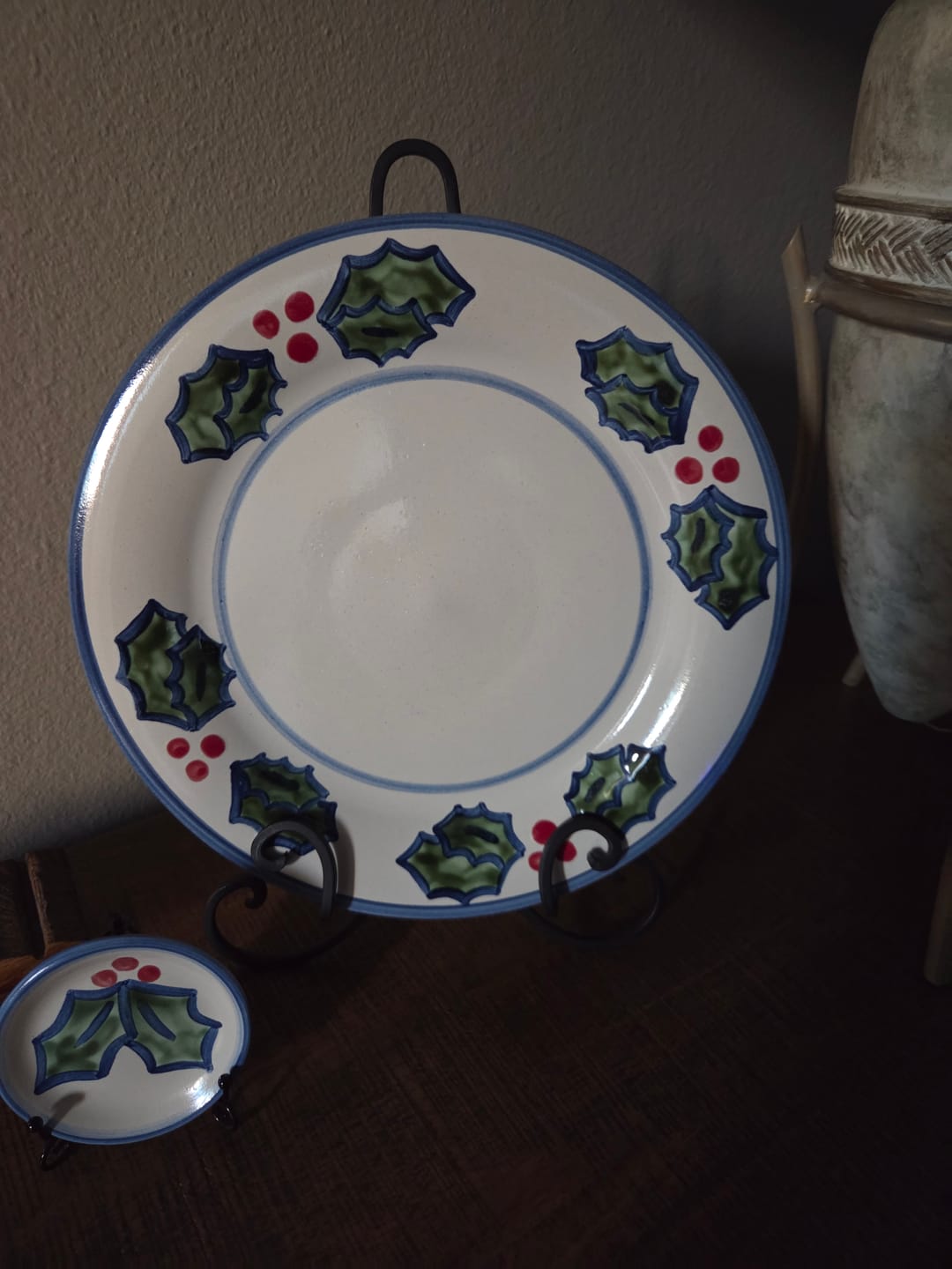 Customer photo review of Serving Plate - Holly