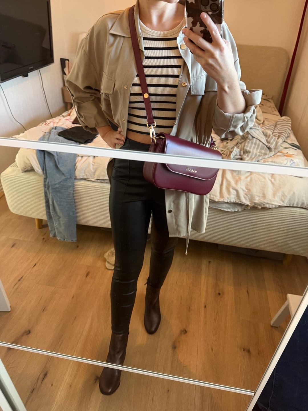 Customer photo review of CHLOIE - BURGUNDY