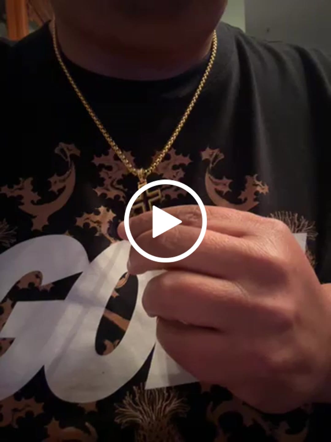 Customer video review of Premium Box Chain (Gold) 4mm