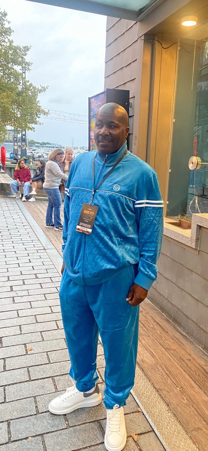 Customer photo review of Lioni Track Jacket- Evening Sand
