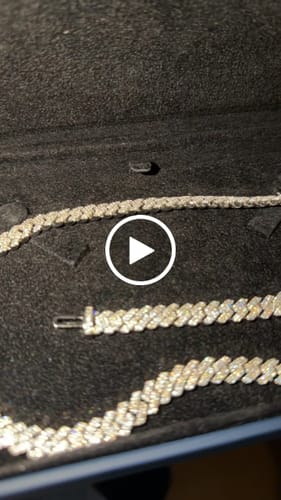 Customer video review of Moissanite Cuban Link Chain 14K Gold (ALL SIZES)