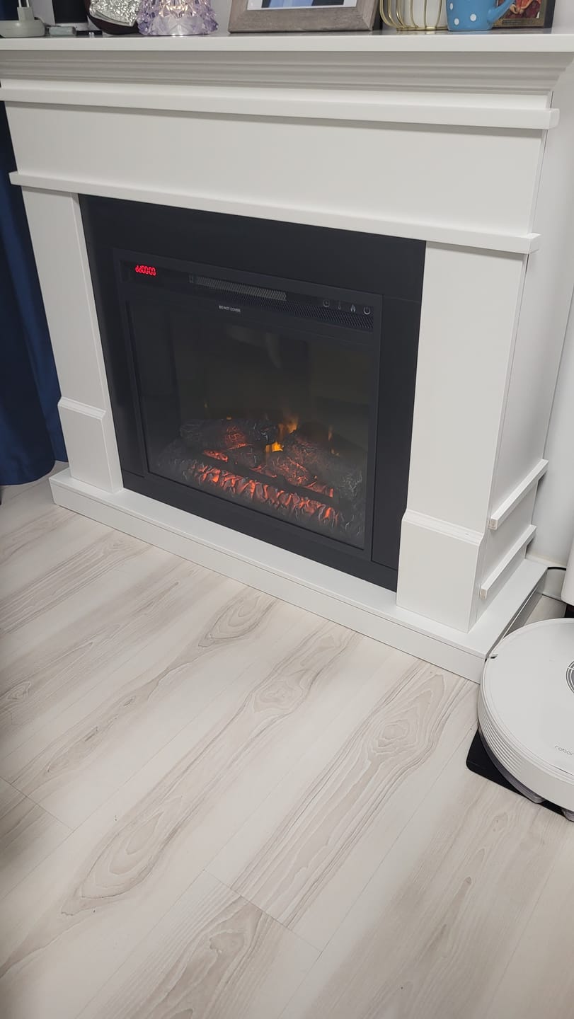 Customer photo review of Semineu ECOFLAME PRO - Lisabona white, flacara 3D de 23 inci cu teme de culoare, incalzire infrared si sunet