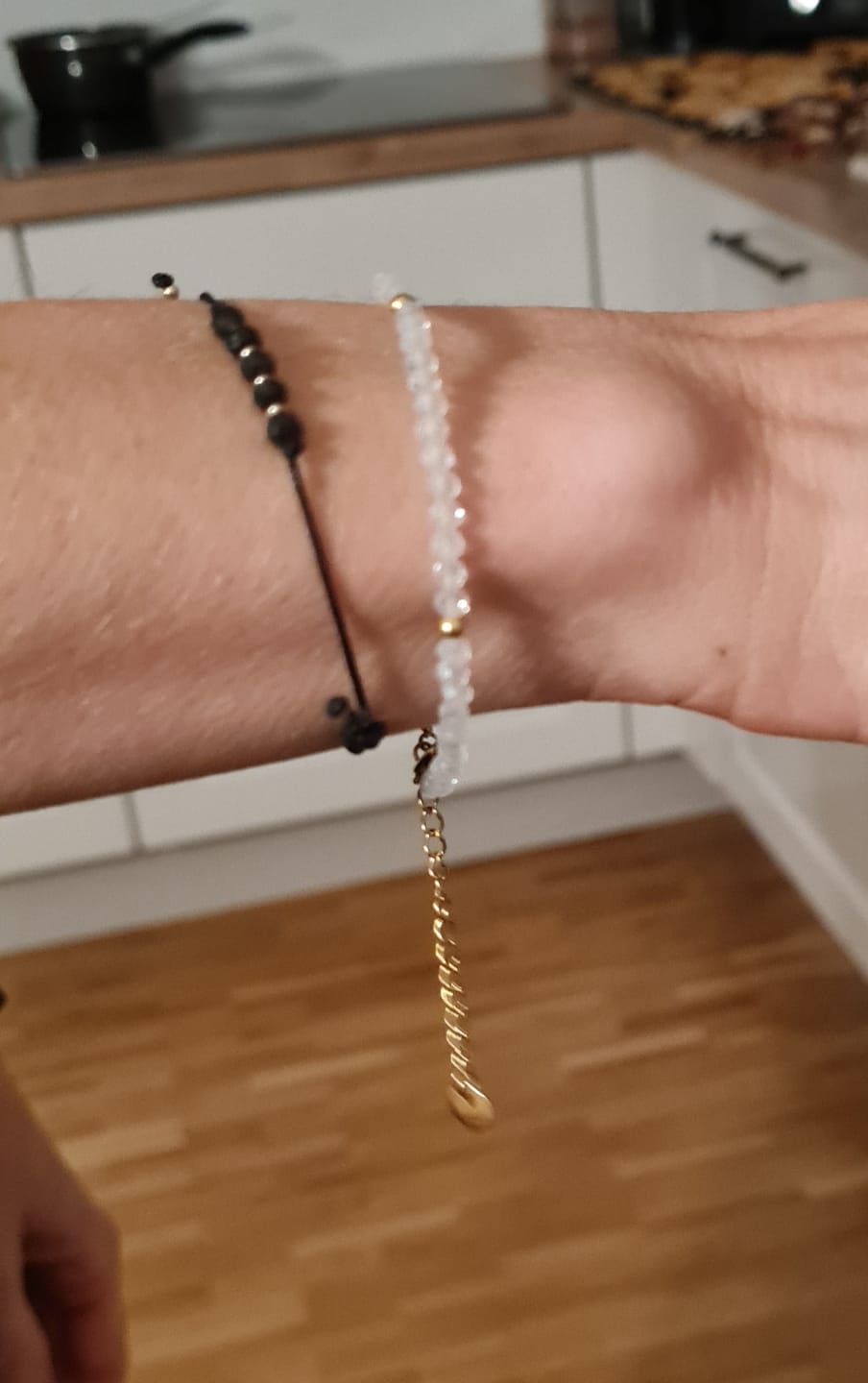 Customer photo review of Mondstein Perlenarmband