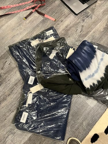 Customer photo review of NWT Z Supply Apparel – Dress-Heavy Assortment