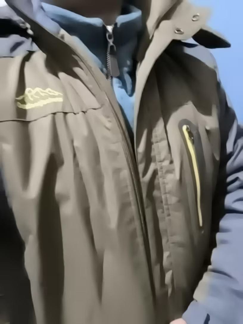 Customer photo review of Warme und Wasserdichte Herren-Fleecejacke mit Kapuze – Logan