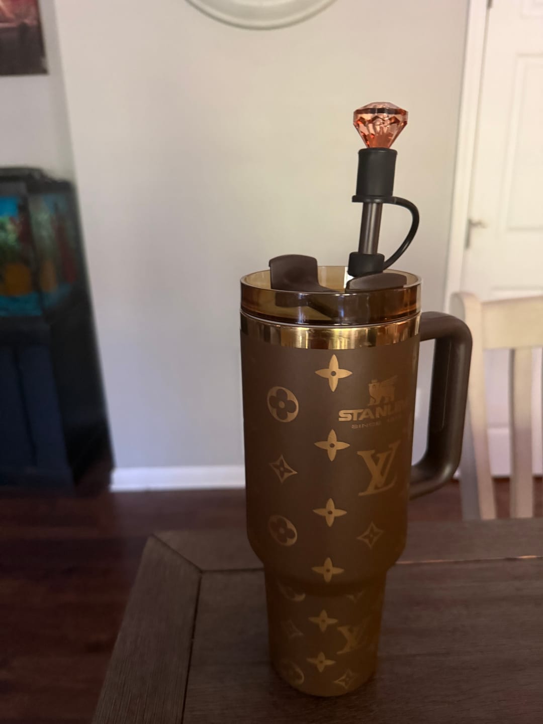 Customer photo review of Designer Holographic In-Car Insulated Cup 40OZ Free shipping by✈️✈️✈️