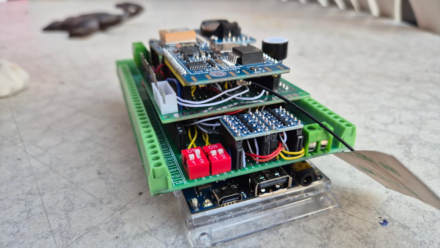 Customer photo review of Arduino GIGA R1 WiFi