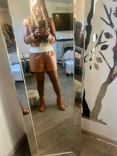 Customer photo review of PLAY -  FREE HUGGING SEAMLESS TIGHTS - SHEER