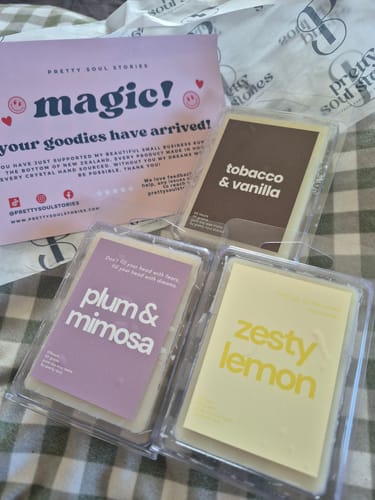 Customer photo review of MYSTERY MELTS PACKS!