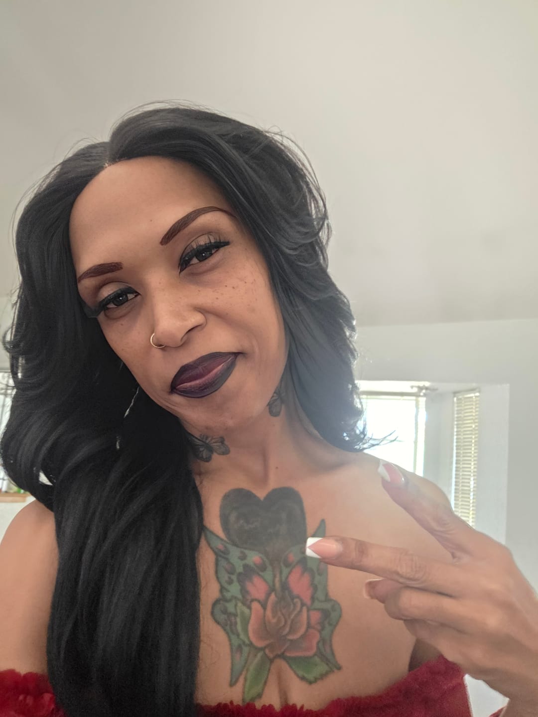 Customer photo review of Shake N Go Equal Curtain Bang HD Lace Wig - MAVEN