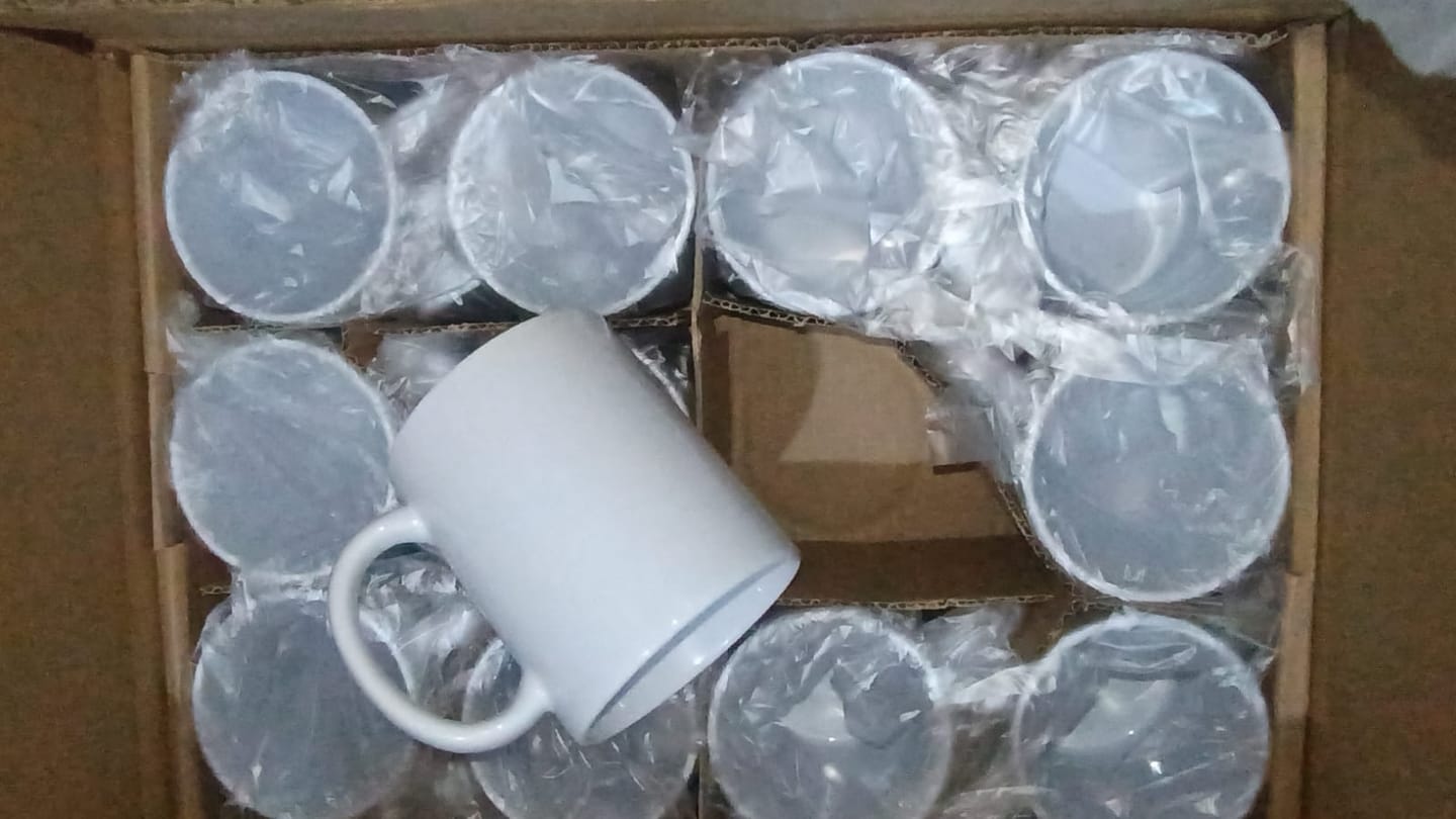 Customer photo review of Taza Blanca para Sublimar 11 Oz. Color Make Grado AAA