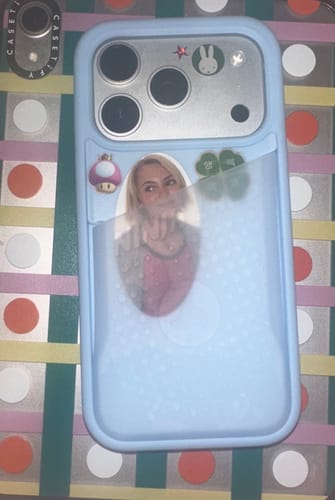 Customer photo review of iPhone 17