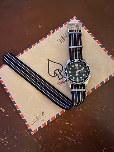 Customer photo review of 007 Bond Nylon Strap- Five Eye