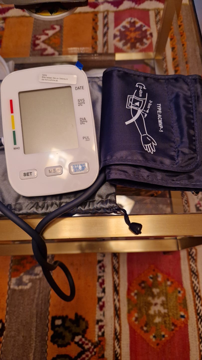 Customer photo review of Tensiomètre V1 Pro – Précision clinique et confort optimal pour un suivi fiable à domicile