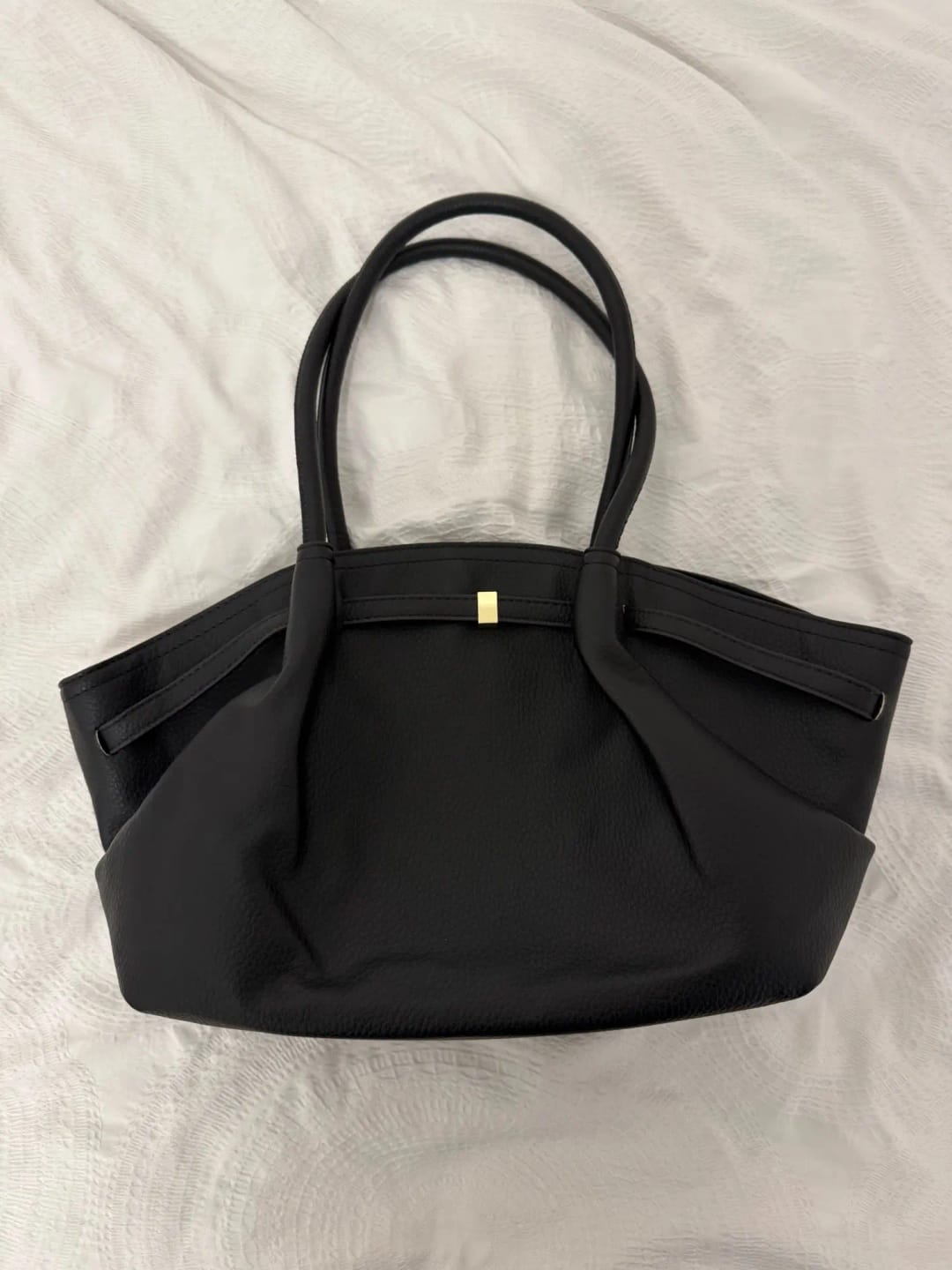 Customer photo review of Sandy Shoulder Tote Bag