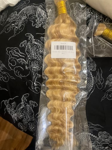 Customer photo review of #27/#613 Piano Color Deep Wave Bulk Hair Extensions for Braiding