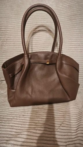 Customer photo review of Sandy Shoulder Tote Bag
